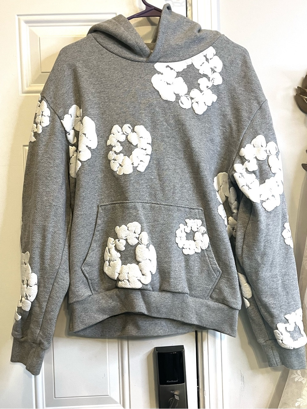 Authentic Denim Tears Grey Cotton Wreath Hoodie Size M Streetwear Puff Print